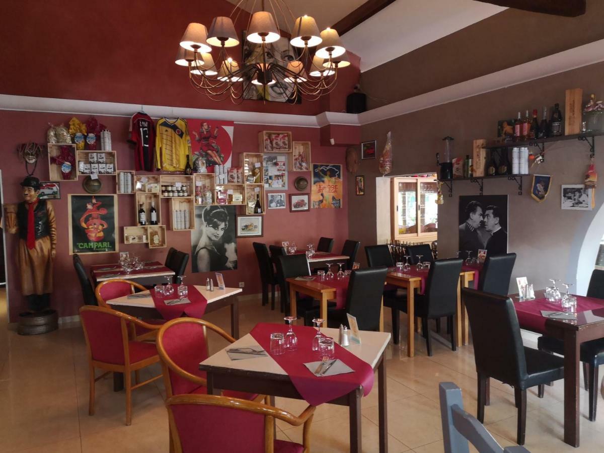 Atoll Hotel Restaurant Fréjus Buitenkant foto