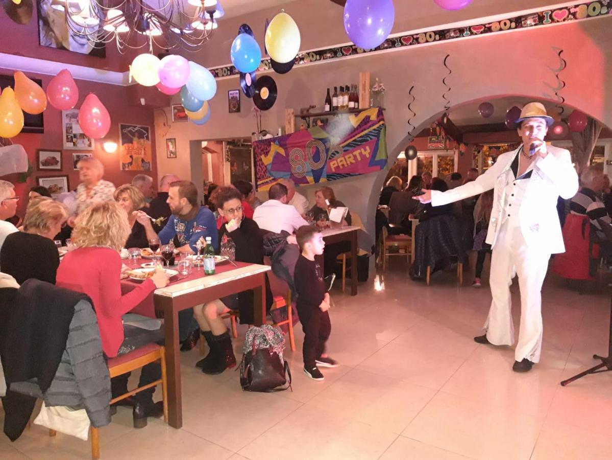 Atoll Hotel Restaurant Fréjus Buitenkant foto