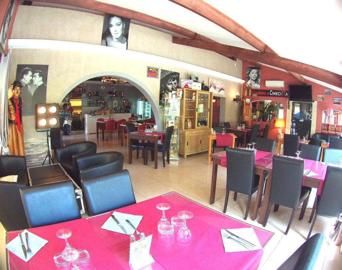 Atoll Hotel Restaurant Fréjus Buitenkant foto